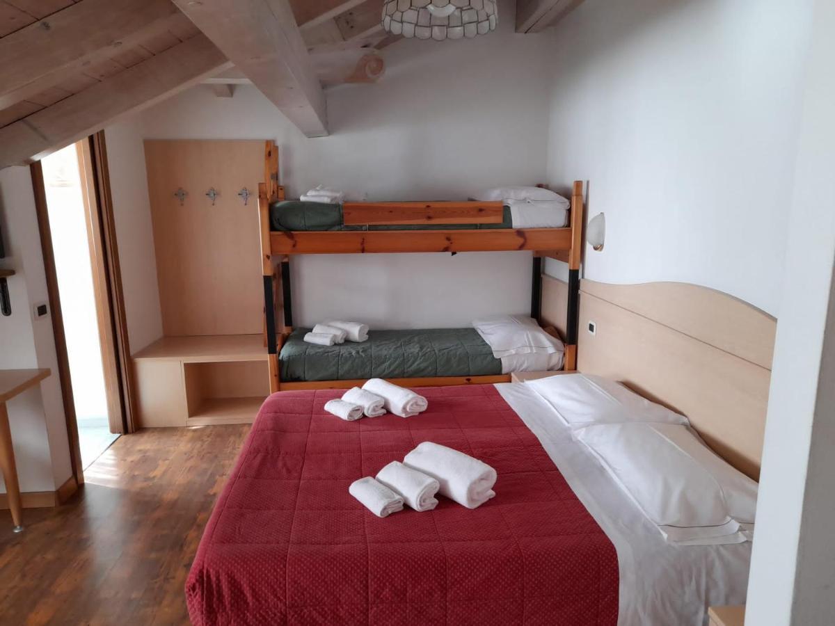 Hotel Garni B&B Maffei Pinzolo Εξωτερικό φωτογραφία