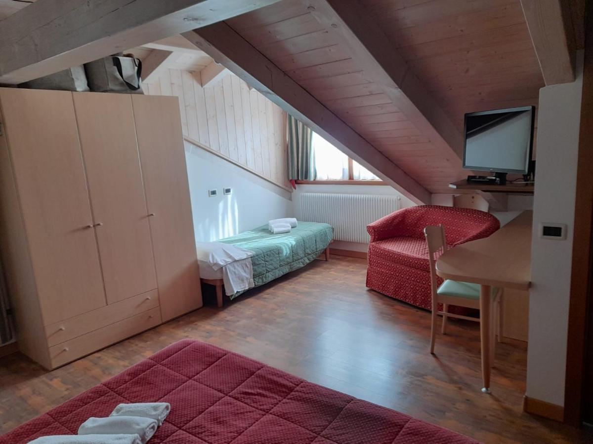 Hotel Garni B&B Maffei Pinzolo Εξωτερικό φωτογραφία
