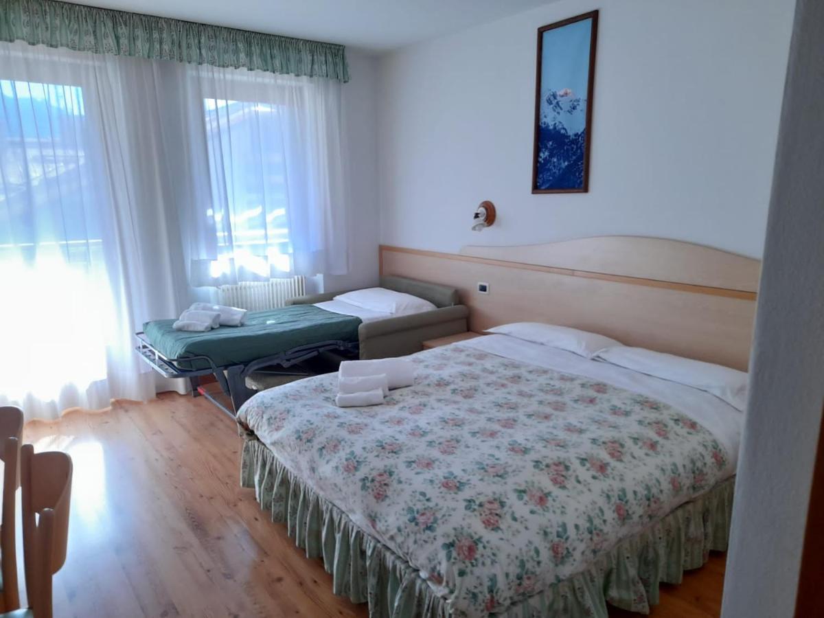 Hotel Garni B&B Maffei Pinzolo Εξωτερικό φωτογραφία